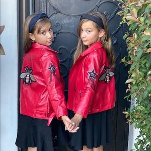 Meet your Posher, Liat